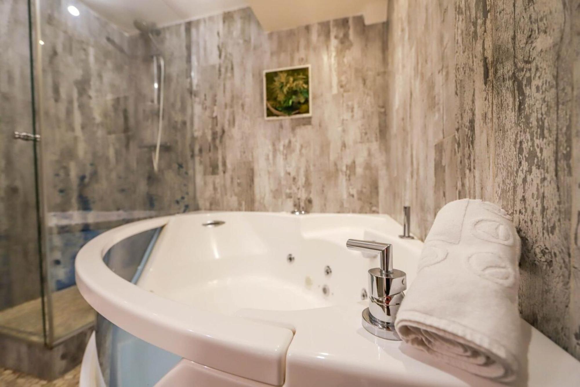 Le Cocon - Lofts & Lakes Certified 4-Stars Аннесі Екстер'єр фото